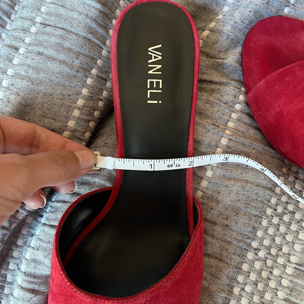 COPY - Fun shoes!! Great for the holidays!! - Picture 9 of 11